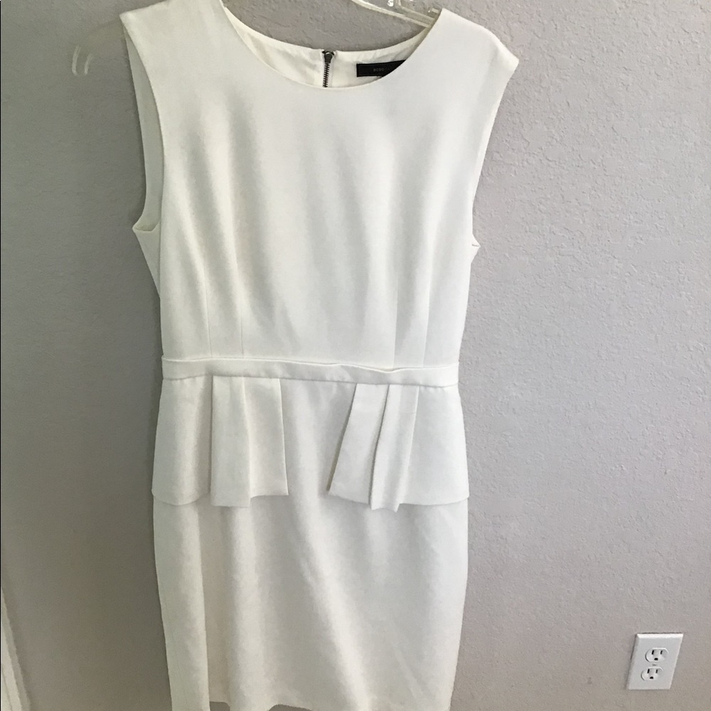 BCBG MAXAZRIA Sheath peplum dress